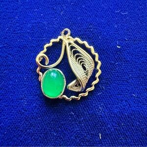 Gold and Green Artistic Pendant Necklace